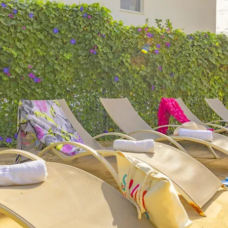 Carola - Plusholidays Villa