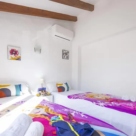 Carola - Plusholidays Villa