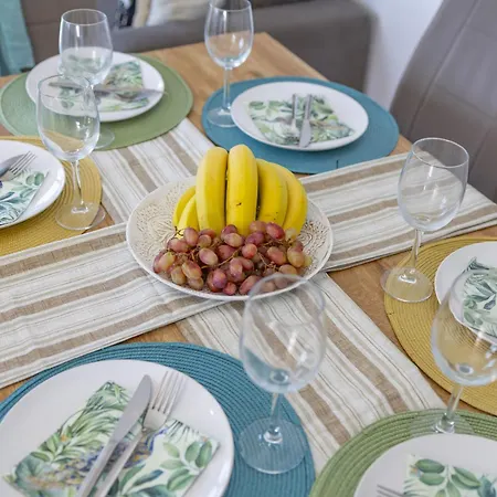 Carola - Plusholidays * Ifach