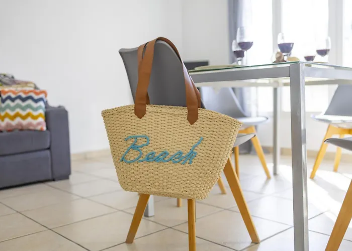 Carola - Plusholidays *