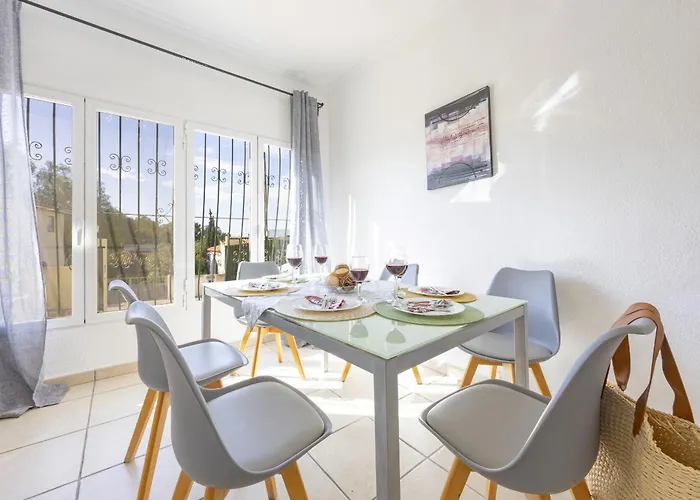 Villa Carola - Plusholidays Ifach